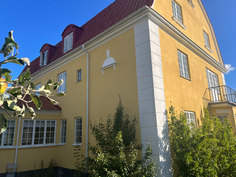 GulaHuset_Akria